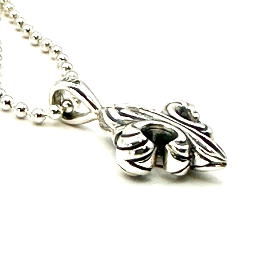 Lagos Silver Fleur de Lis Pendant Necklace - Picture 5 of 9